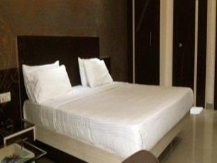 Urmee Hotel Bhuvanesvar Kültér fotó